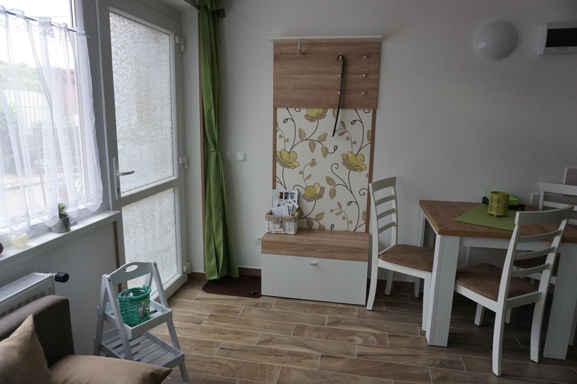 Berc Apartman เอ็กแกร์ซาโลก ภายนอก รูปภาพ