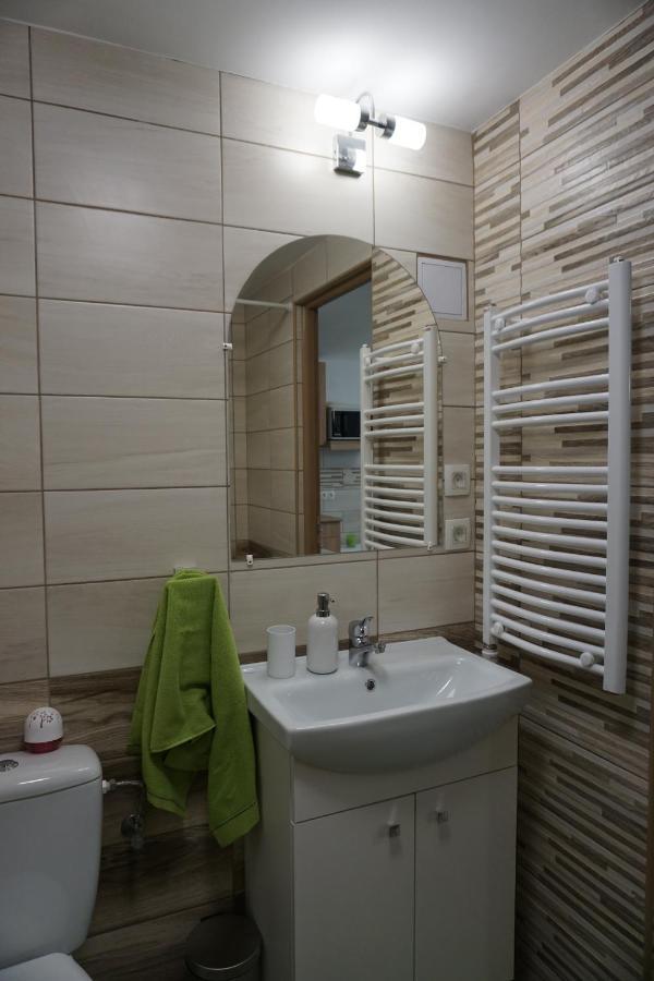 Berc Apartman เอ็กแกร์ซาโลก ภายนอก รูปภาพ