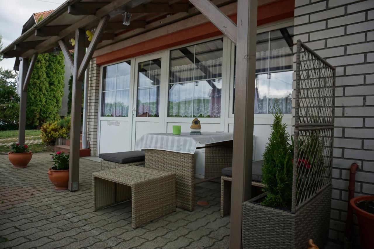 Berc Apartman เอ็กแกร์ซาโลก ภายนอก รูปภาพ
