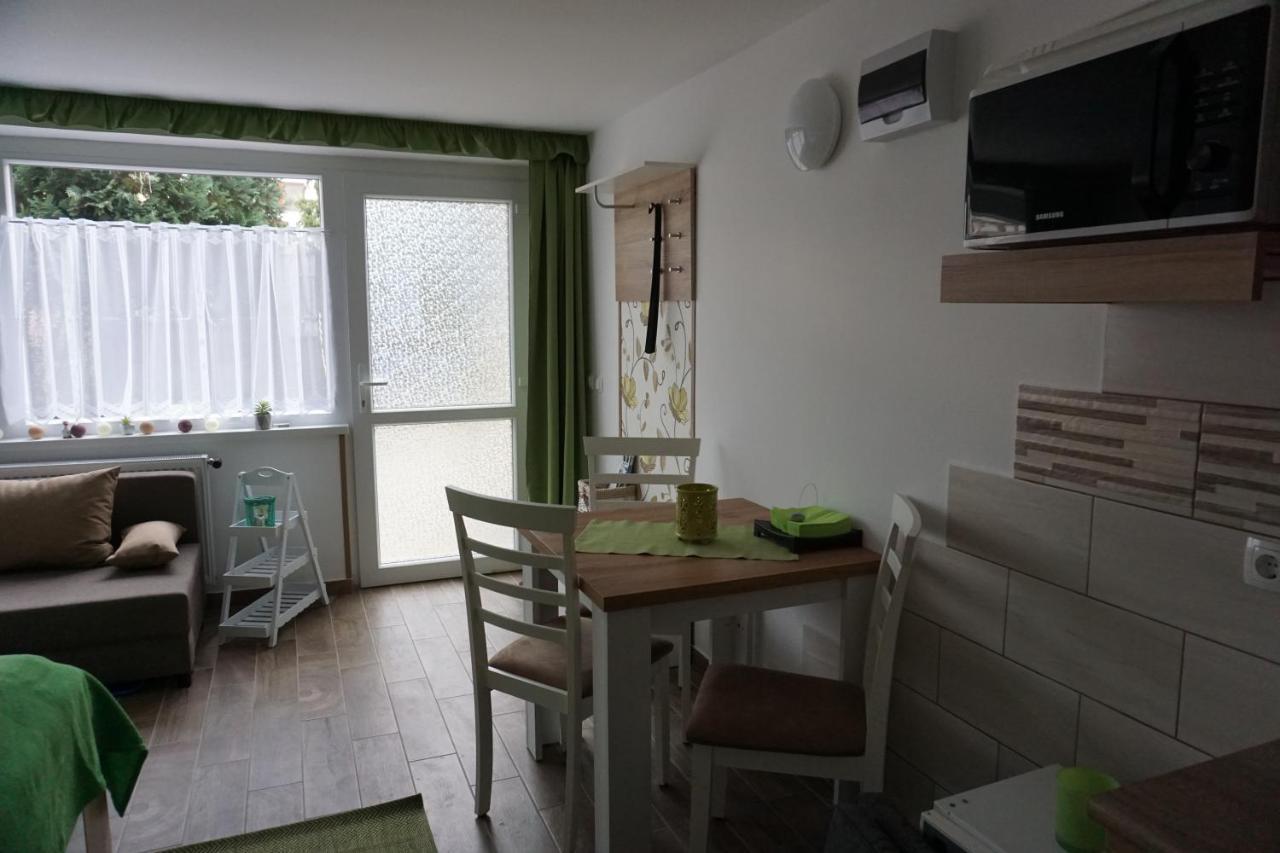 Berc Apartman เอ็กแกร์ซาโลก ภายนอก รูปภาพ